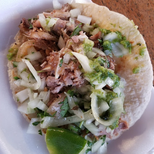 Shopping Mall «Los Amigos Mall», reviews and photos, 307 E Jefferson Blvd, Los Angeles, CA 90011, USA