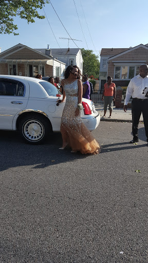 Dress Store «Camille La Vie», reviews and photos, 210 Glen Cove Road, Carle Place, NY 11514, USA