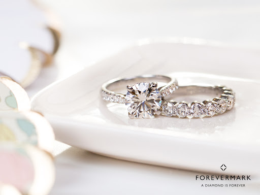 Jewelry Store «T-Bird Jewels Jewelry Store», reviews and photos, 1990 Village Center Cir, Las Vegas, NV 89134, USA