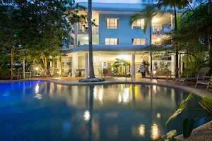 Port Douglas Outrigger Holiday Apartments image