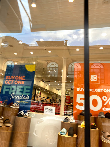 Rack Room Shoes, 245 King St, Charleston, SC 29401, USA, 