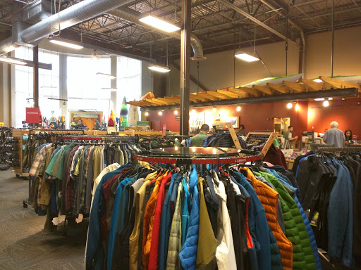 Camping Store «REI», reviews and photos, 11950 Grand Commons Ave, Fairfax, VA 22030, USA