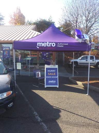 Cell Phone Store «MetroPCS Authorized Dealer», reviews and photos, 3771 Commercial St SE, Salem, OR 97302, USA