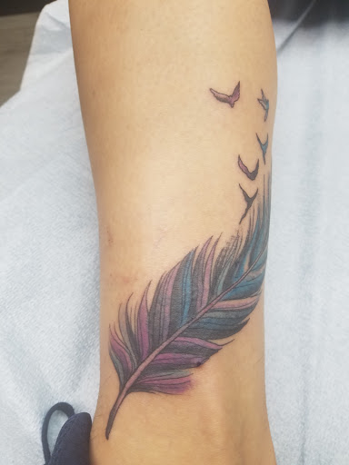 Tattoo Shop «Baltimore Tattoo Museum», reviews and photos, 1534 Eastern Ave, Baltimore, MD 21231, USA