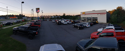 Used Car Dealer «44 Auto Mart - Elizabethtown», reviews and photos, 1403 N Dixie Hwy, Elizabethtown, KY 42701, USA