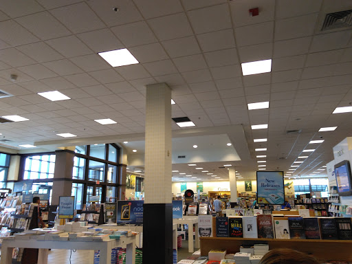 Book Store «Barnes & Noble», reviews and photos, 425 Marketplace Blvd, Hamilton Township, NJ 08691, USA