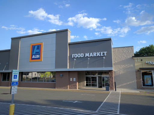 Supermarket «ALDI», reviews and photos, 156 W Browning Rd, Bellmawr, NJ 08031, USA
