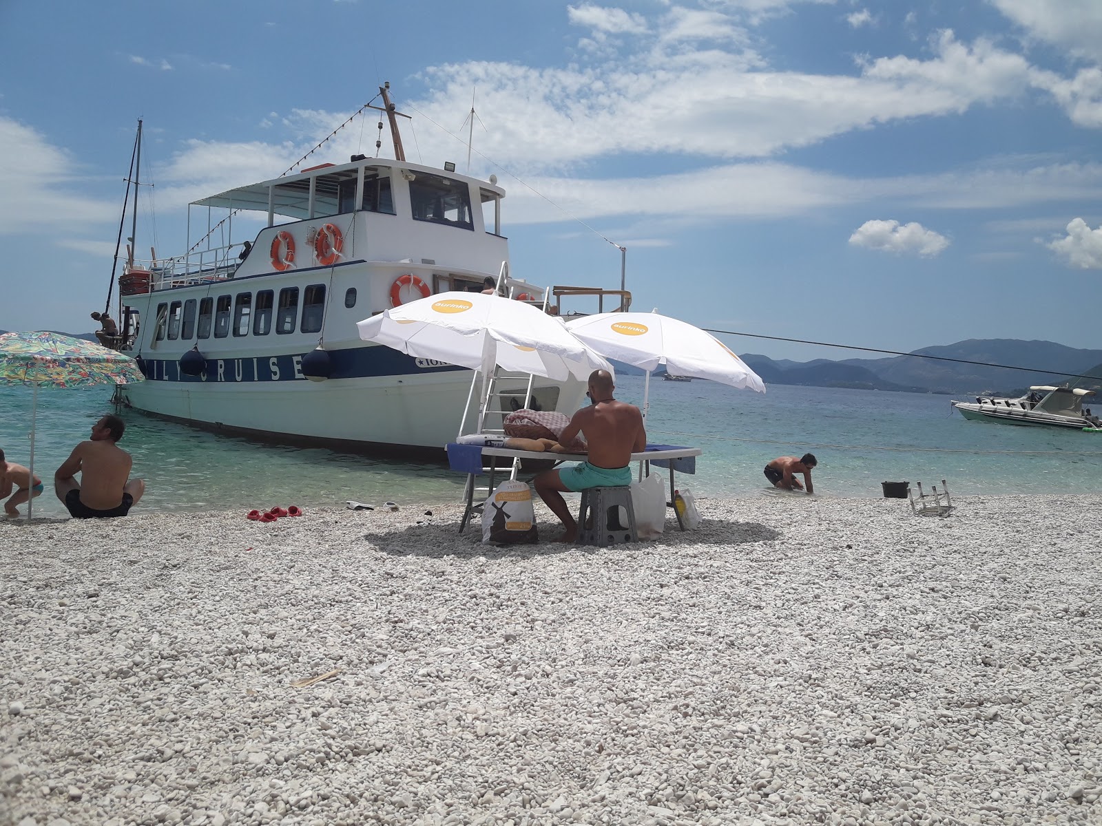 Varko 3 beach的照片 野外区域