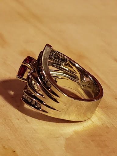 Jeweler «Boyson Jewelry», reviews and photos, 4701 1st Ave SE #4, Cedar Rapids, IA 52402, USA