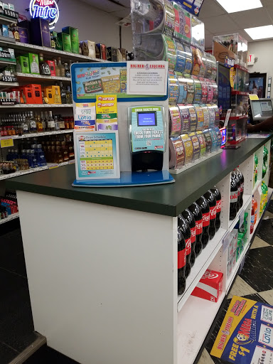 Liquor Store «Big Red Liquors Inc», reviews and photos, 5301 W 10th St, Indianapolis, IN 46224, USA