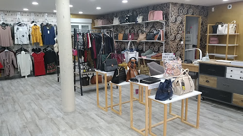 Magasin de vêtements Jennismode Montfort-le-Gesnois