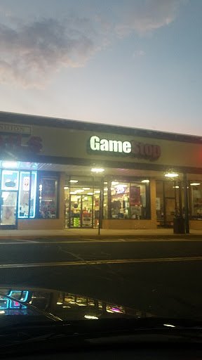 Video Game Store «GameStop», reviews and photos, 80 Town Line Rd, Rocky Hill, CT 06067, USA