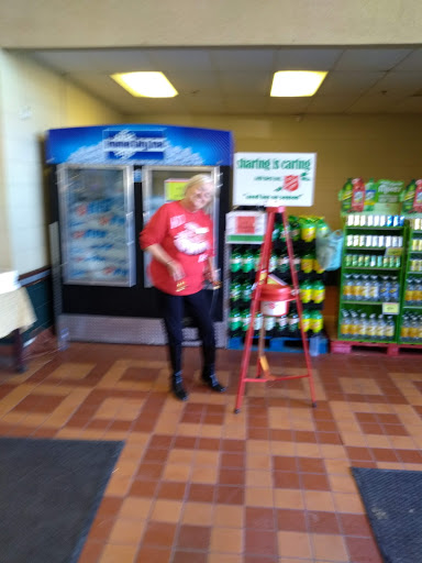 Grocery Store «Daniels Foods Sentry», reviews and photos, 681 Kenosha St, Walworth, WI 53184, USA