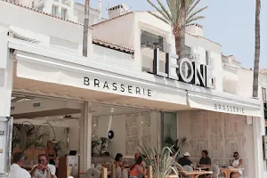 Leone Brasserie image