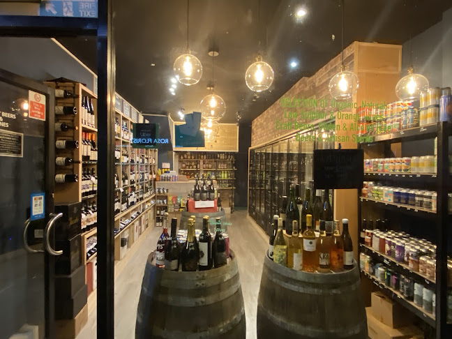 Reviews of Grapes & Hops in London - Liquor store