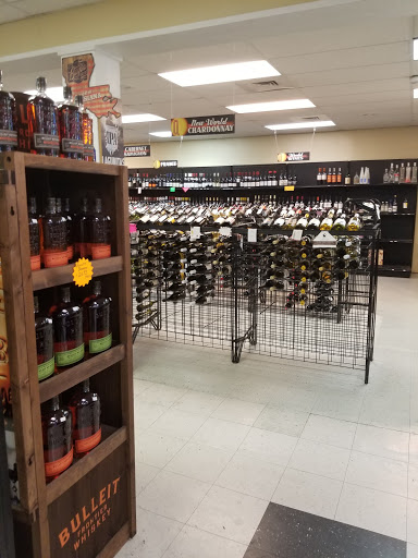 Liquor Store «Bin Q», reviews and photos, 3911 Perkins Rd, Baton Rouge, LA 70808, USA