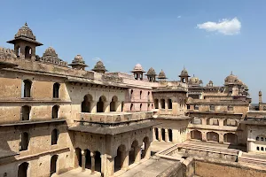 Orchha Fort image