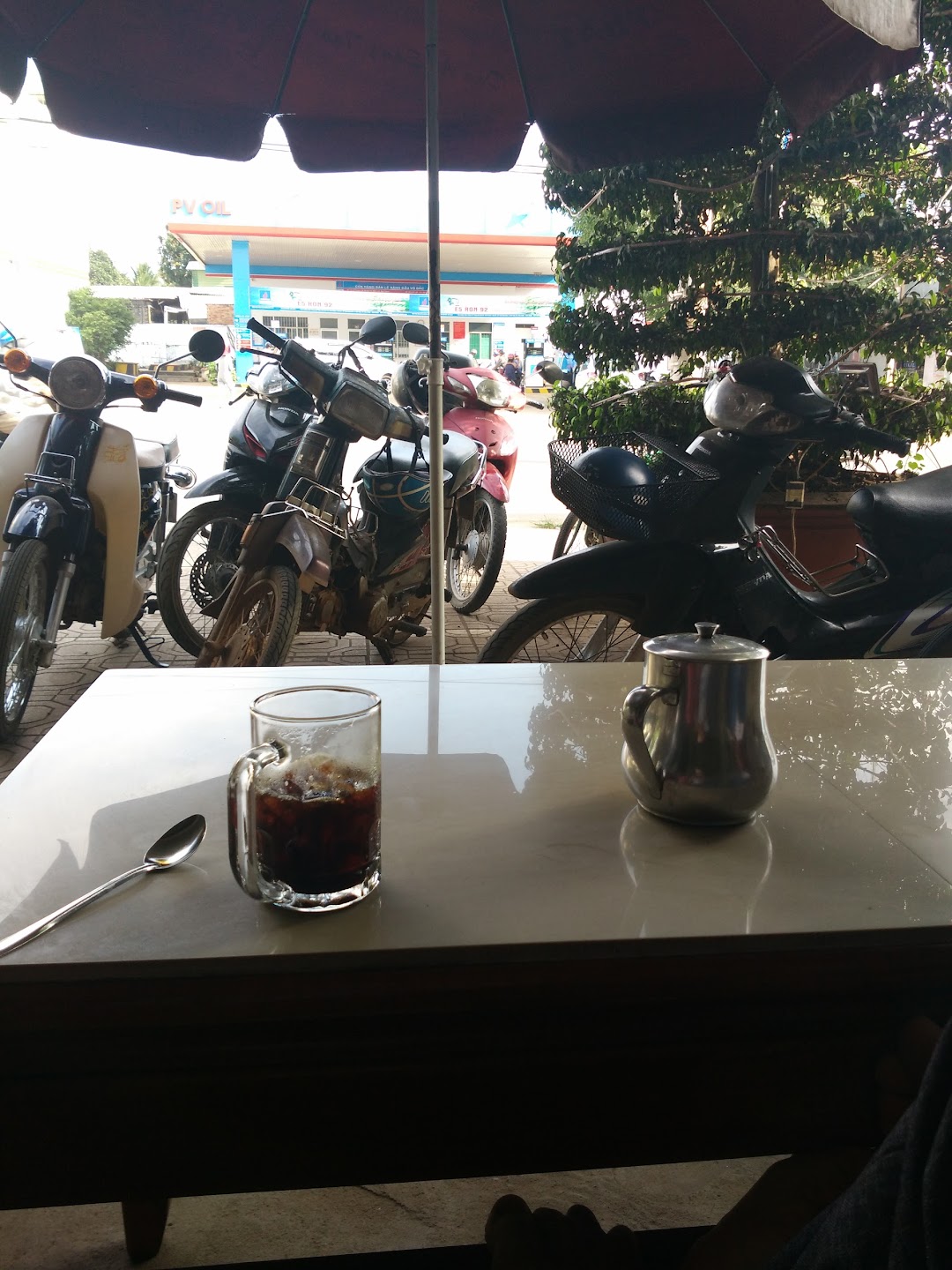 Cafe Quởn