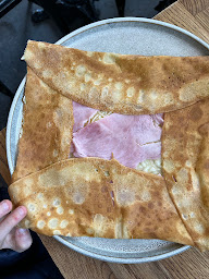 Photo n°26 de Crêperie Brocéliande à Paris ()
