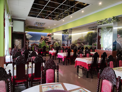 China House Restaurant - C. Huertos, 97, 29780 Nerja, Málaga, Spain