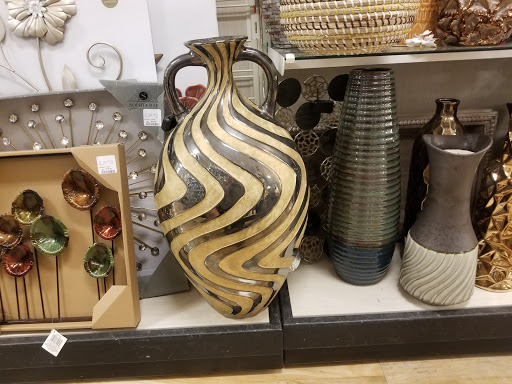 Department Store «HomeGoods», reviews and photos, 3331 Rosecrans St, San Diego, CA 92110, USA