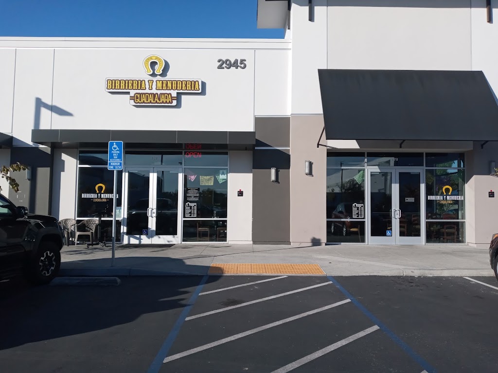 Birrieria y menuderia Guadalajara 91911