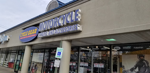 Motorcycle Parts Store «Cycle Gear», reviews and photos, 2052 Lincoln Hwy, Edison, NJ 08817, USA