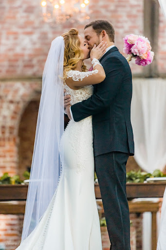 Bridal Shop «Casa di bella bridal Boutique», reviews and photos, 613 Celebration Ave, Celebration, FL 34747, USA