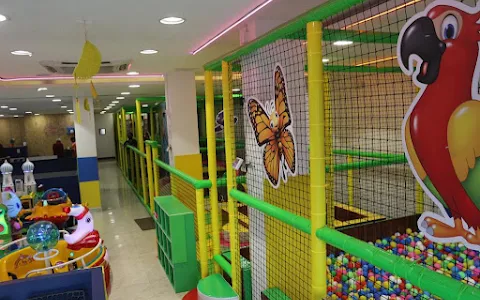 TIA Gaming World - Kids' Soft Play Area, Arcade, Laser Tag, VR, PS4/5, PC, Snooker, Birthday Party Hall, Game Zone in Chennai image