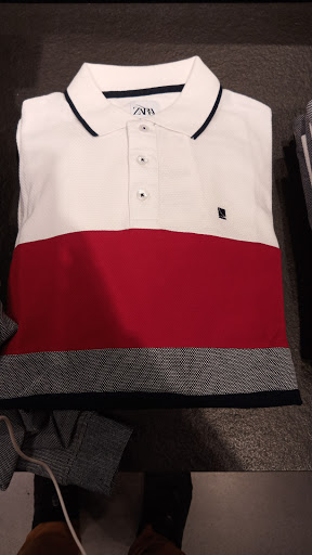 Stores to buy men's polo shirts Lima