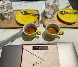 Helder & Leeuwen Café photo