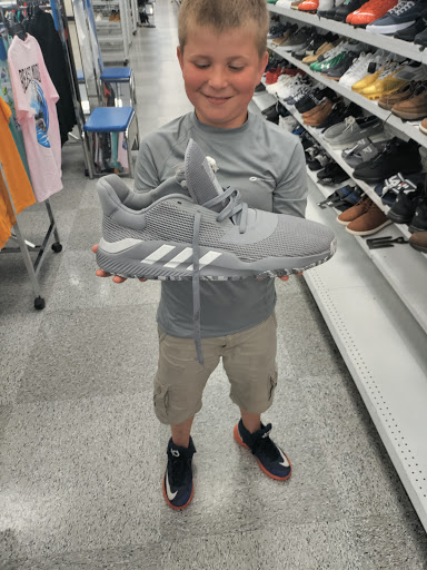 Clothing Store «Ross Dress for Less», reviews and photos, 21605 Village Lakes Shopping Center Dr, Land O Lakes, FL 34639, USA