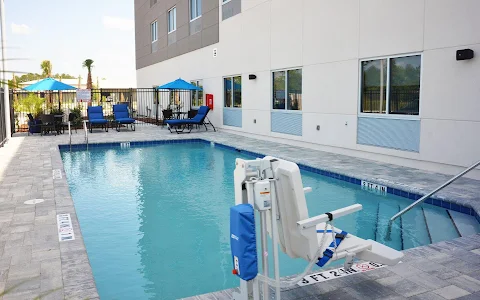 Holiday Inn Express & Suites Jacksonville W - I295 And I10, an IHG Hotel image