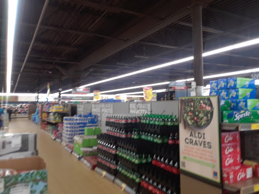 Supermarket «ALDI», reviews and photos, 320 E Elm St, Torrington, CT 06790, USA
