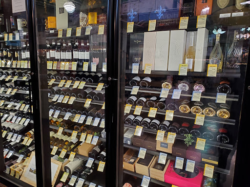 Shopping Mall «Colonial Plaza Mall», reviews and photos, 601 N Bumby Ave, Orlando, FL 32803, USA