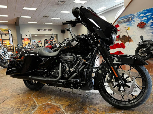 Motorcycle Dealer «Hideout Harley-Davidson», reviews and photos