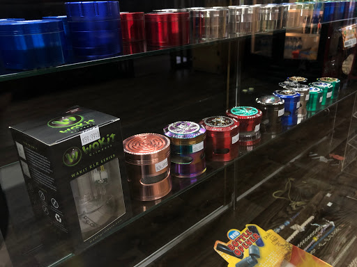 Tobacco Shop «In The Cut Smoke Shop», reviews and photos, 1424 N 32nd St, Phoenix, AZ 85008, USA