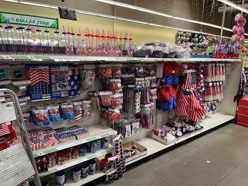 Dollar Store «Dollar Tree», reviews and photos, 25000 Blue Ravine Rd, Folsom, CA 95630, USA