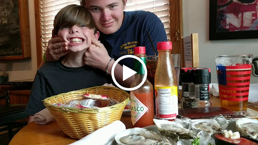 Seafood Restaurant «Hieronymus Seafood Restaurant & Oyster Bar», reviews and photos, 5035 Market St, Wilmington, NC 28405, USA