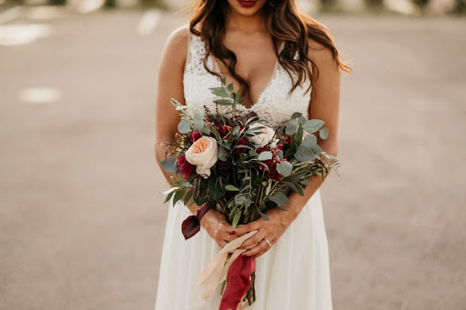 Florist «Florist Fire», reviews and photos, 716 S Village Cir, Tampa, FL 33606, USA