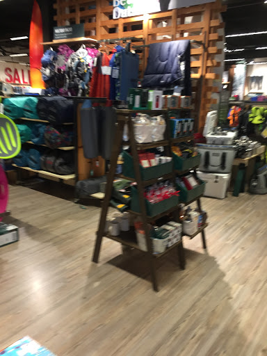 Clothing Store «L.L.Bean», reviews and photos, 701 Lynnhaven Pkwy, Virginia Beach, VA 23452, USA