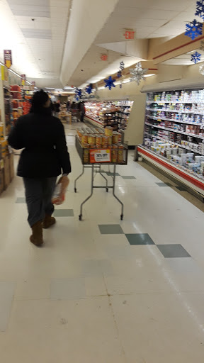 Grocery Store «Stop & Shop», reviews and photos, 460 Blue Hill Avenue, Boston, MA 02121, USA