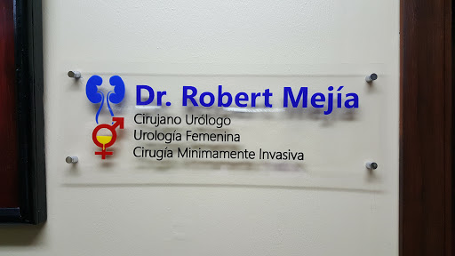 Dr. Robert Mejia Castillo
