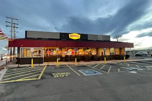 Denny's image