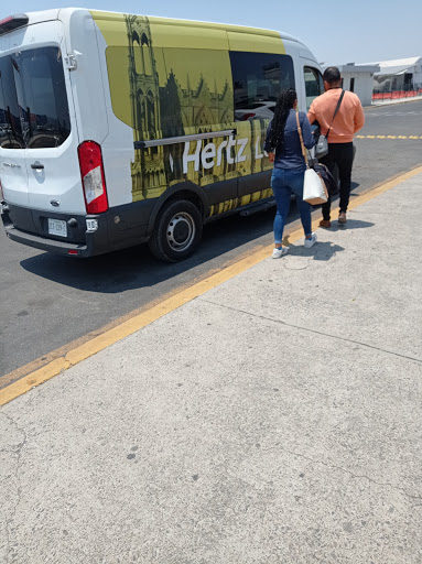 Minibus rentals with driver in Leon