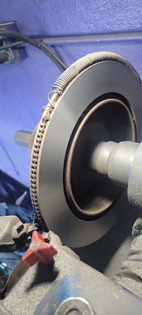 Flores Mobile Auto Repair - Photo 9 - Car repair in , Inglewood