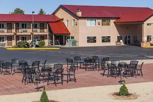 Mountain View Lodge image