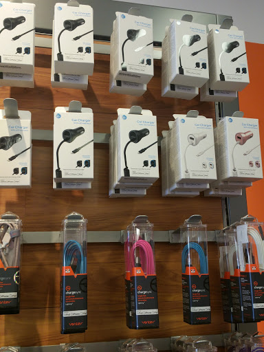 Cell Phone Store «AT&T Authorized Retailer», reviews and photos, 23639 Calabasas Rd, Calabasas, CA 91302, USA