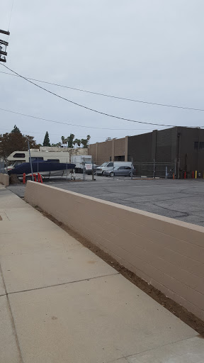 Self-Storage Facility «StorQuest Self Storage», reviews and photos, 7700 Canoga Ave, Canoga Park, CA 91304, USA