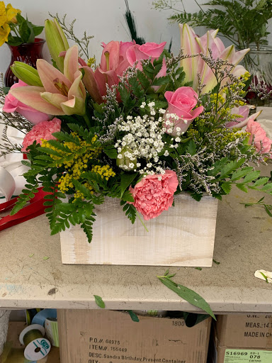 Florist «Creative flowers n decor», reviews and photos, 8 Manetto Hill Rd, Plainview, NY 11803, USA